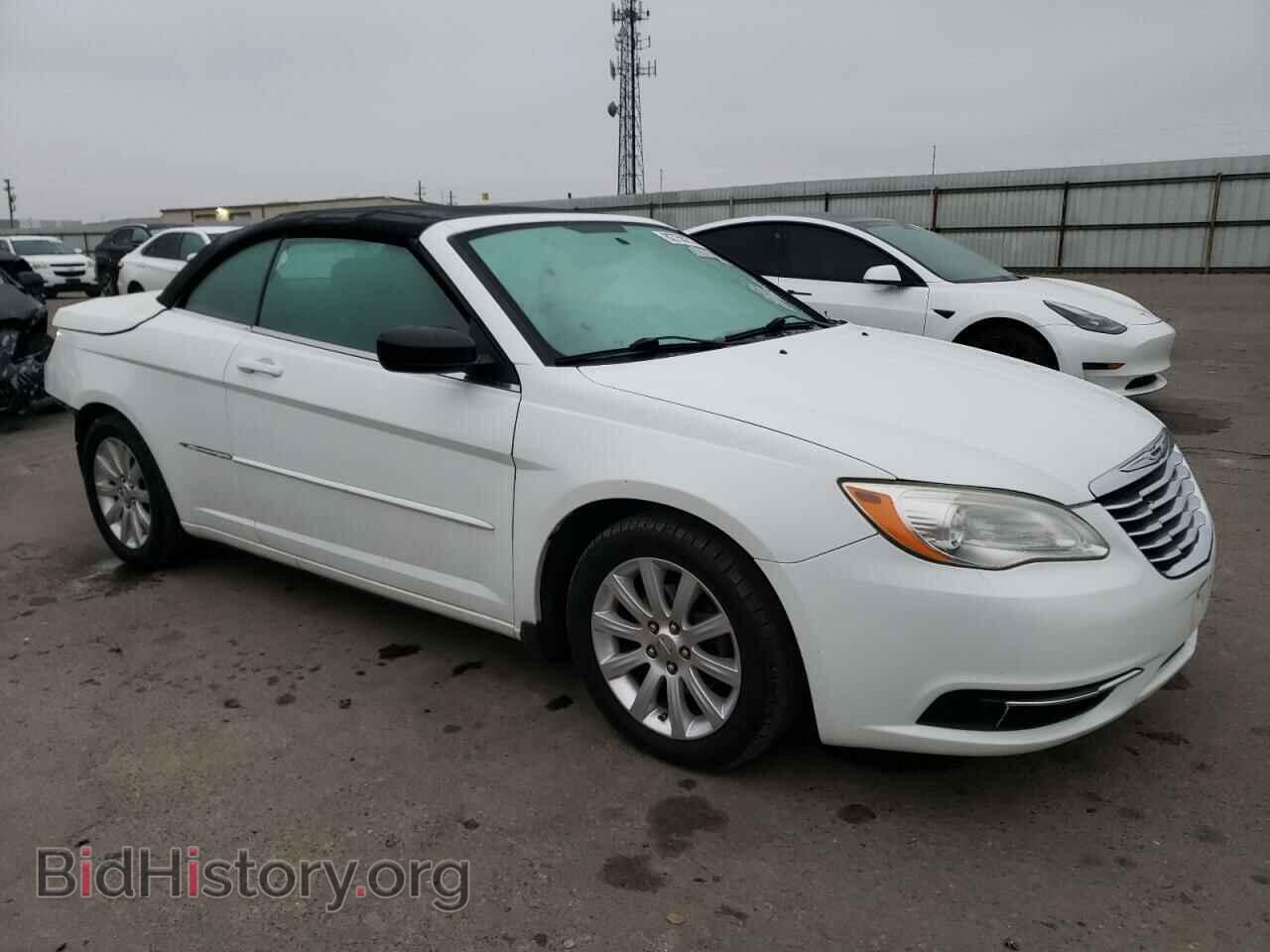 2012 CHRYSLER 200 - VIN: 1C3BCBEG2CN281442 - Фото 4