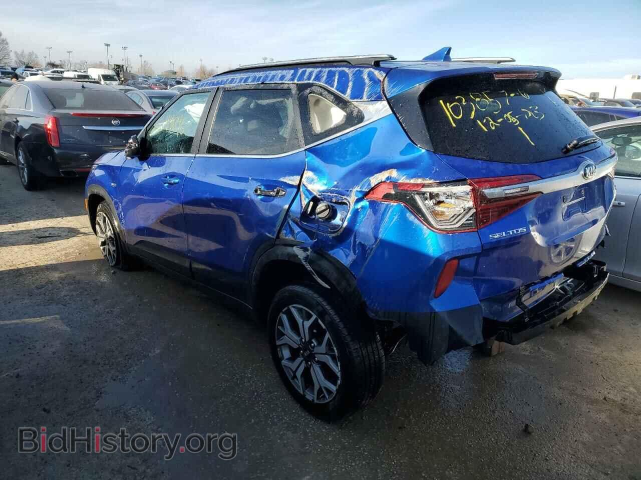 2021 KIA SELTOS - VIN: KNDERCAAXM7173851 - Фото 2