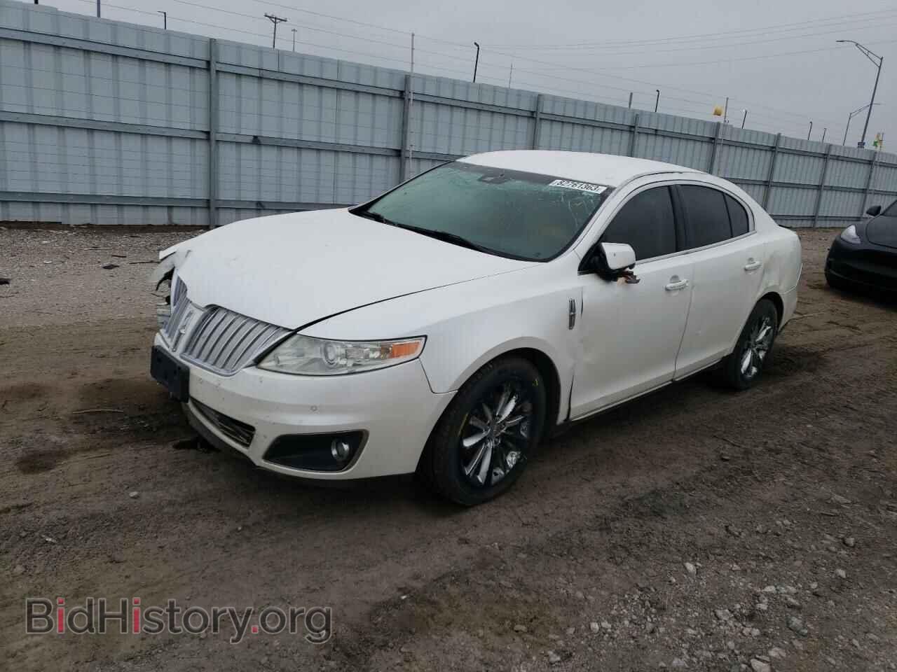 Photo 1LNHL9FT5AG607452 - LINCOLN MKS 2010