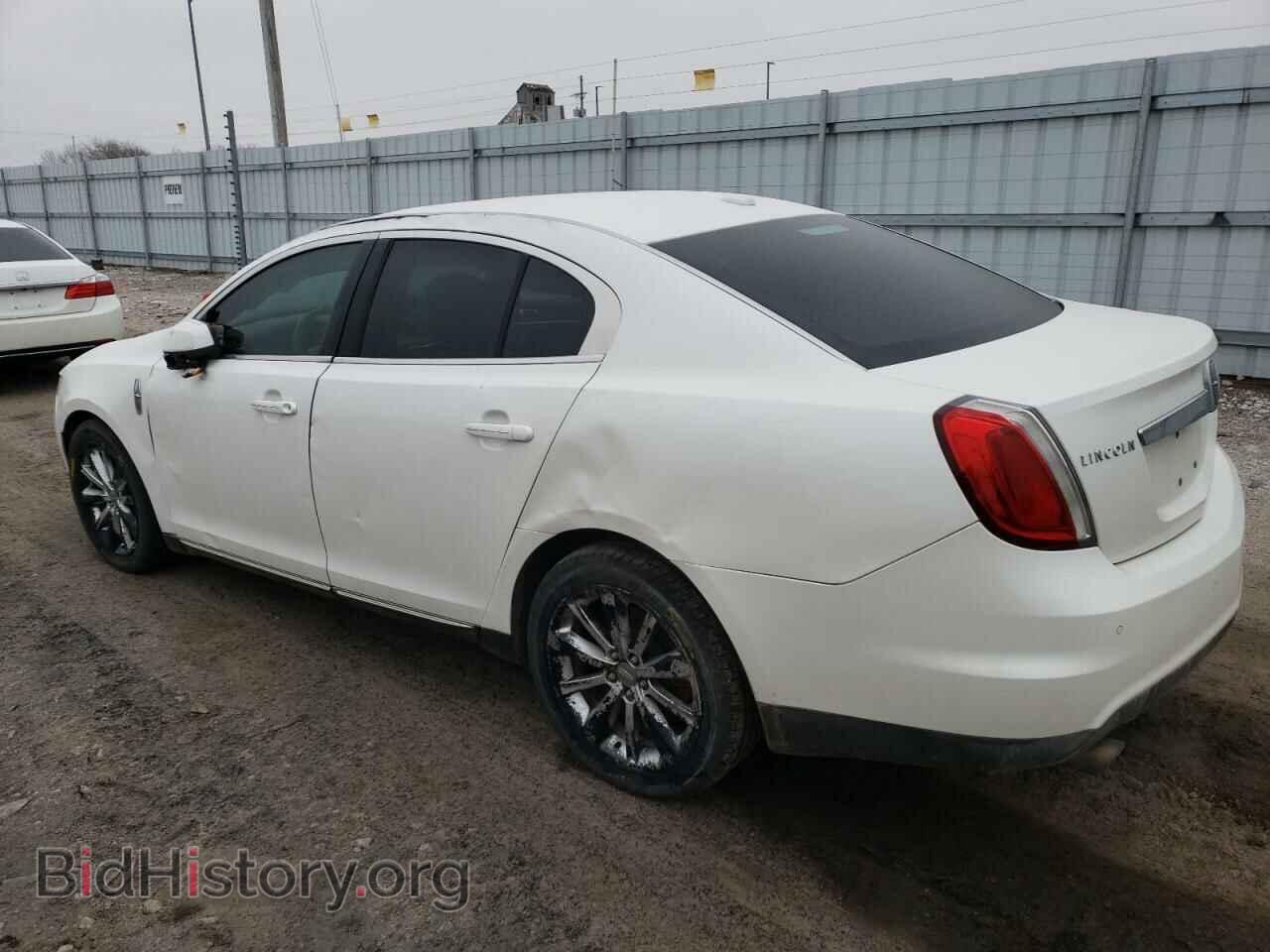 2010 LINCOLN MKS - VIN: 1LNHL9FT5AG607452 - Photo 2