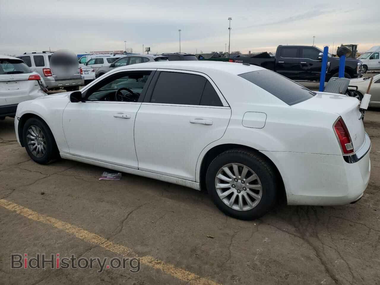 2014 CHRYSLER 300 - VIN: 2C3CCAAG9EH107206 - Фото 2