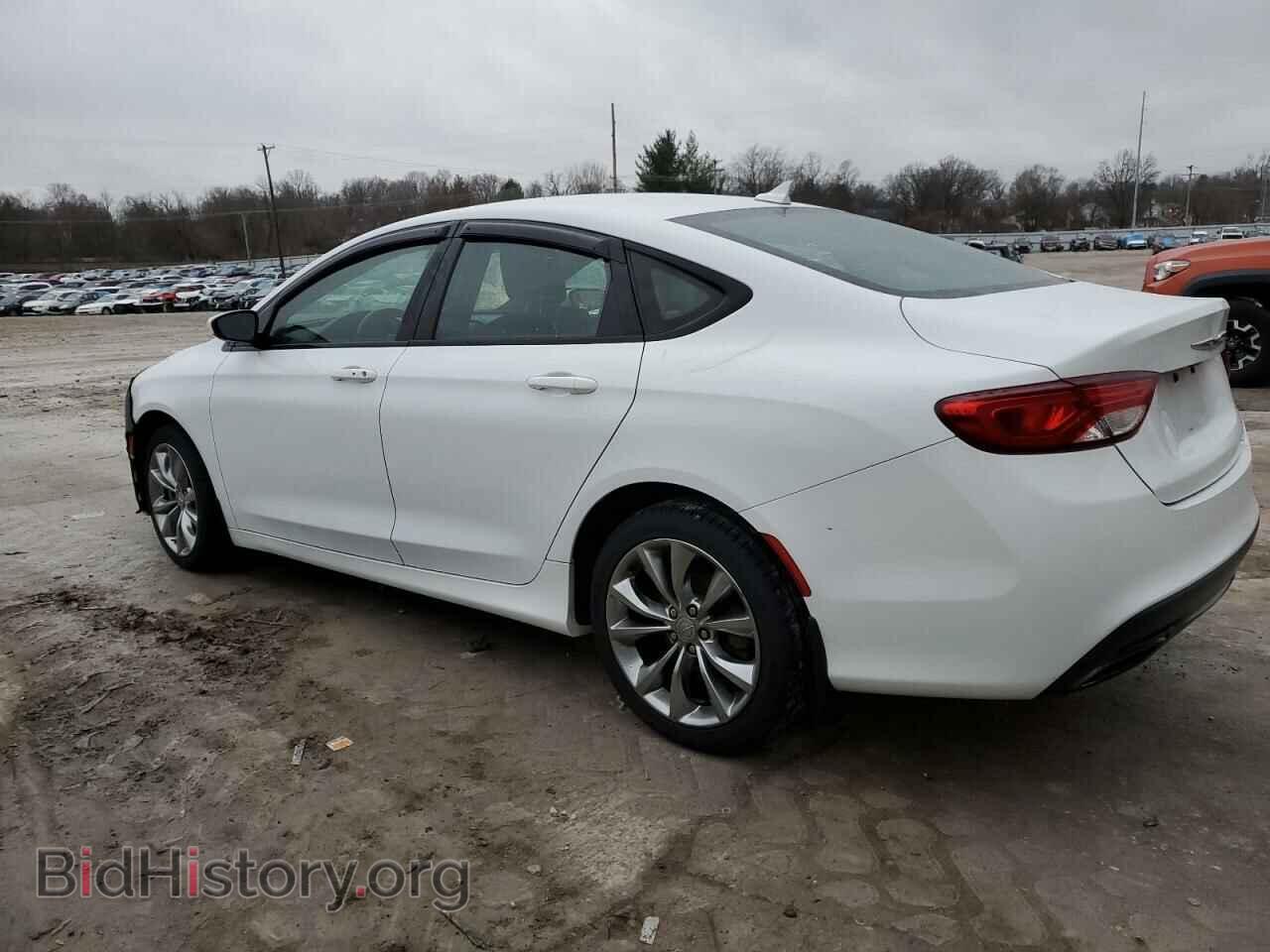 2015 CHRYSLER 200 - VIN: 1C3CCCBB0FN565840 - Фото 2