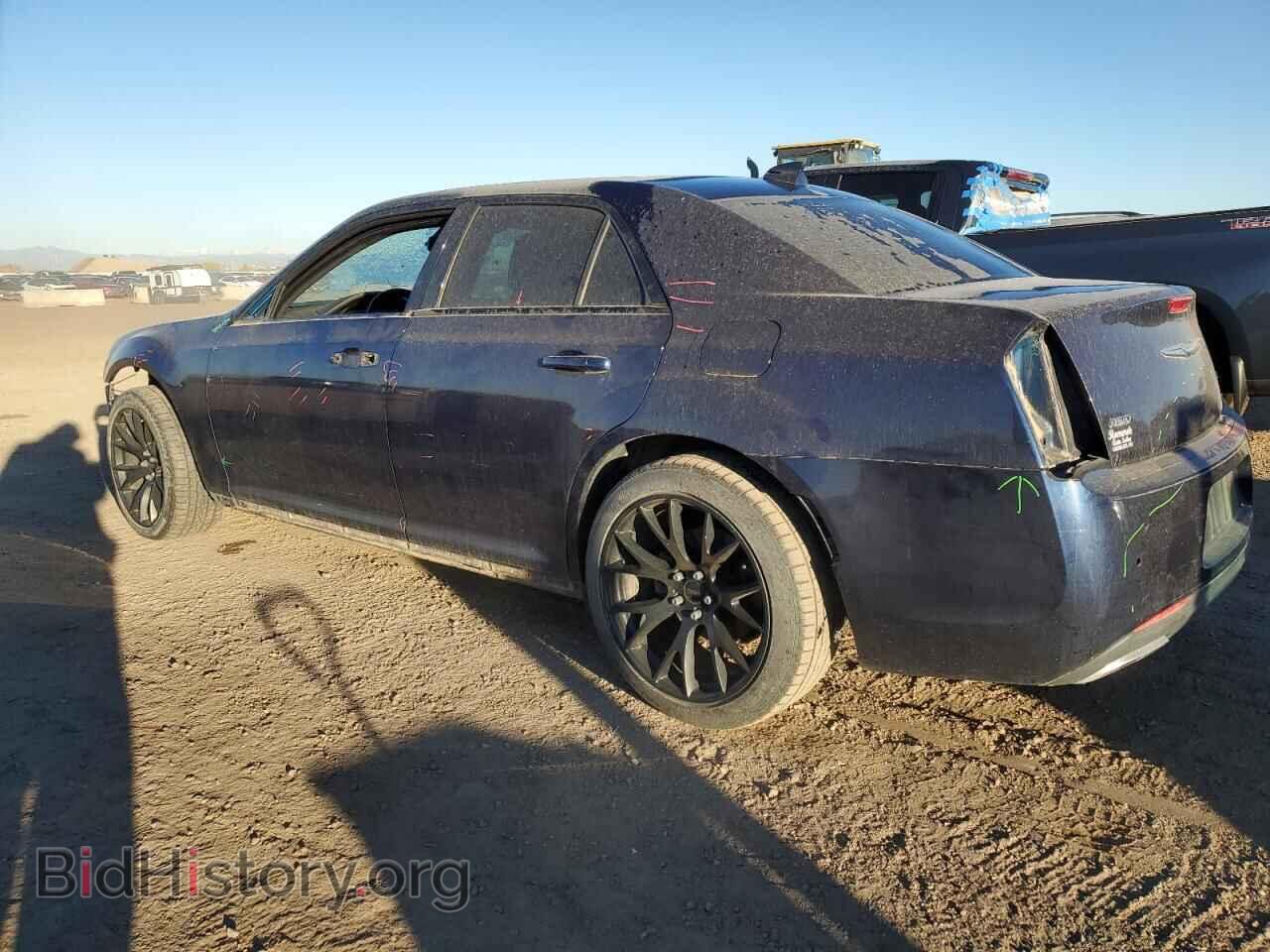 2015 CHRYSLER 300 - VIN: 2C3CCAGG7FH842405 - Фото 2