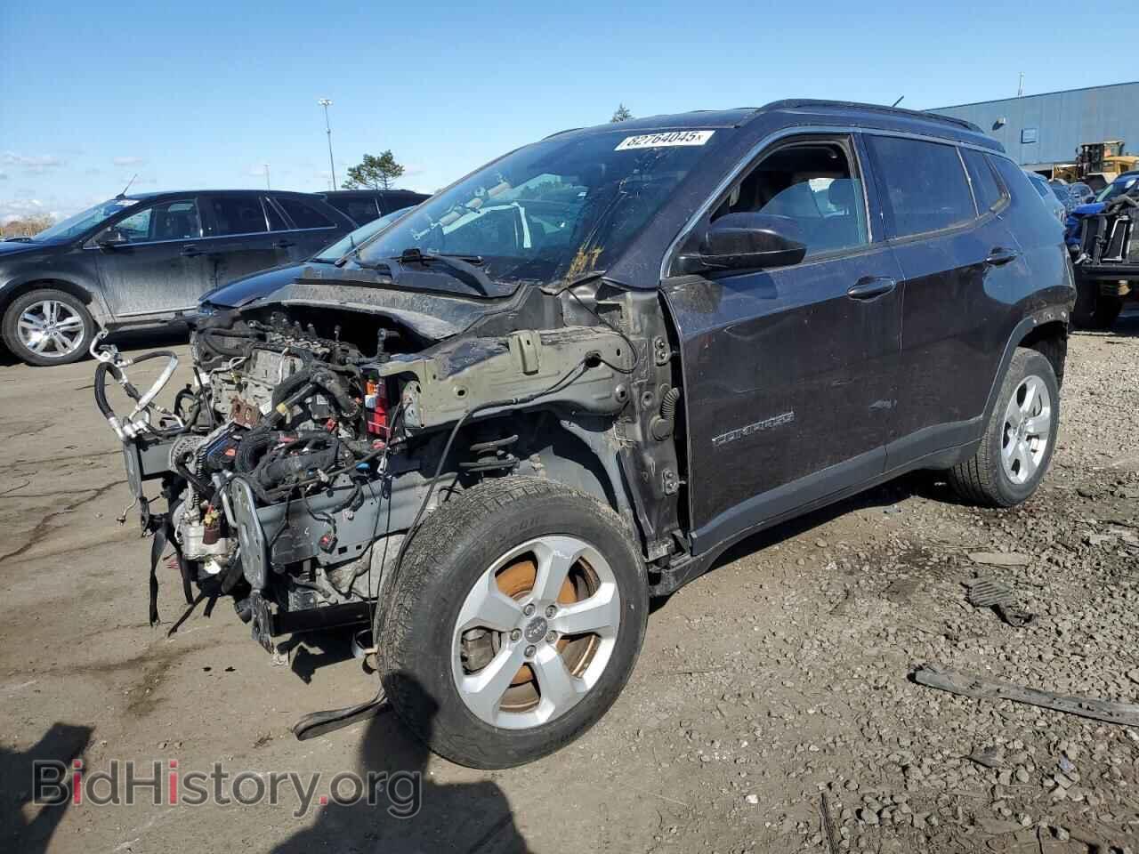 Фотография 3C4NJDBB9JT178745 - JEEP COMPASS 2018