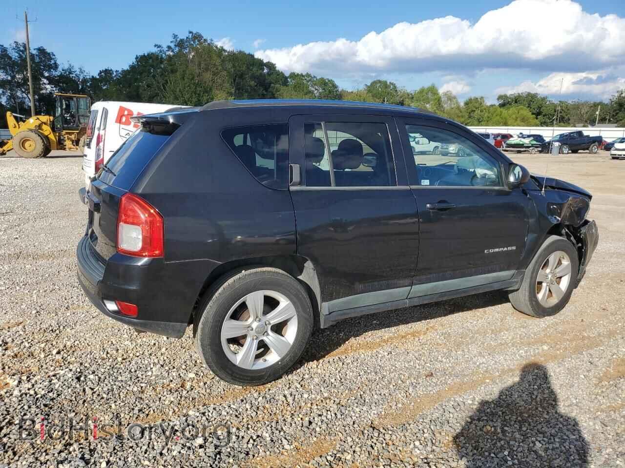 2011 JEEP COMPASS - VIN: 1J4NT1FA9BD215840 - Photo 3