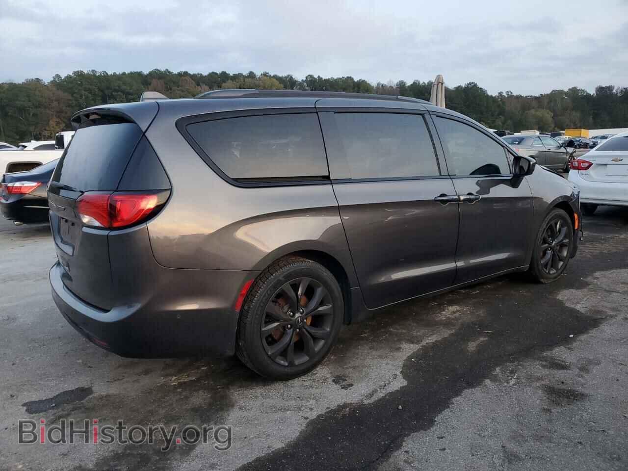 2019 CHRYSLER PACIFICA - VIN: 2C4RC1FG8KR548832 - Фото 3