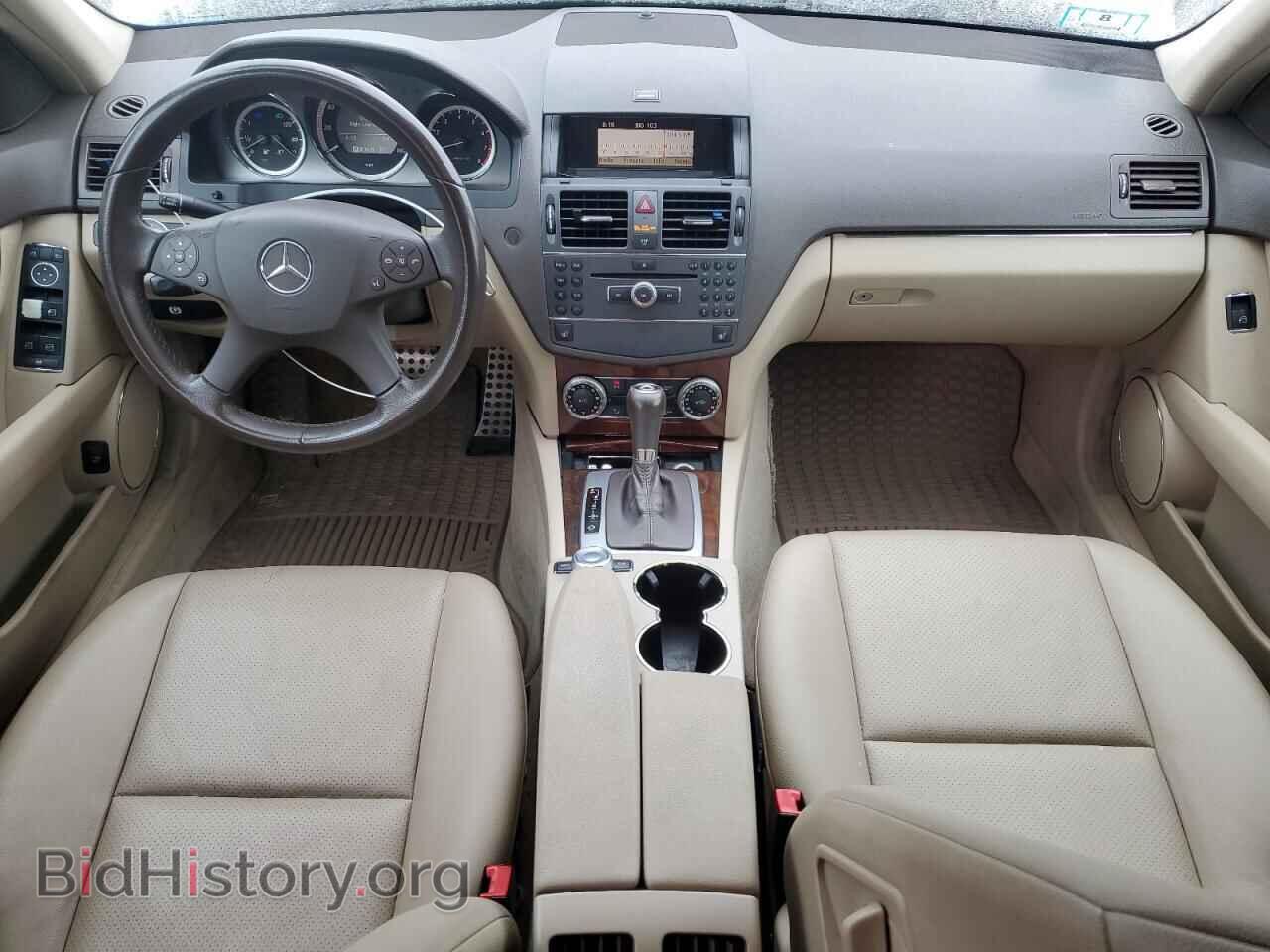 2010 MERCEDES-BENZ C-CLASS - VIN: WDDGF8BB3AR093626 - Фото 8