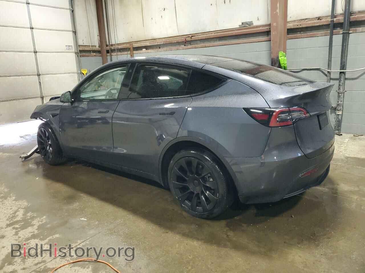 2022 TESLA MODEL Y - VIN: 7SAYGDEE7NF481001 - Фото 2