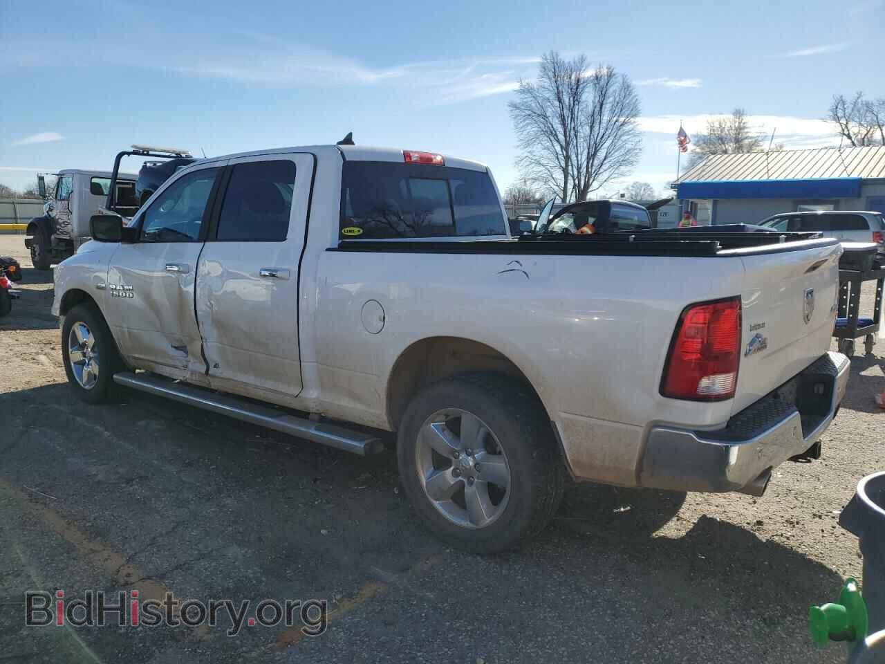 2017 RAM 1500 - VIN: 1C6RR7TT3HS522012 - Photo 2