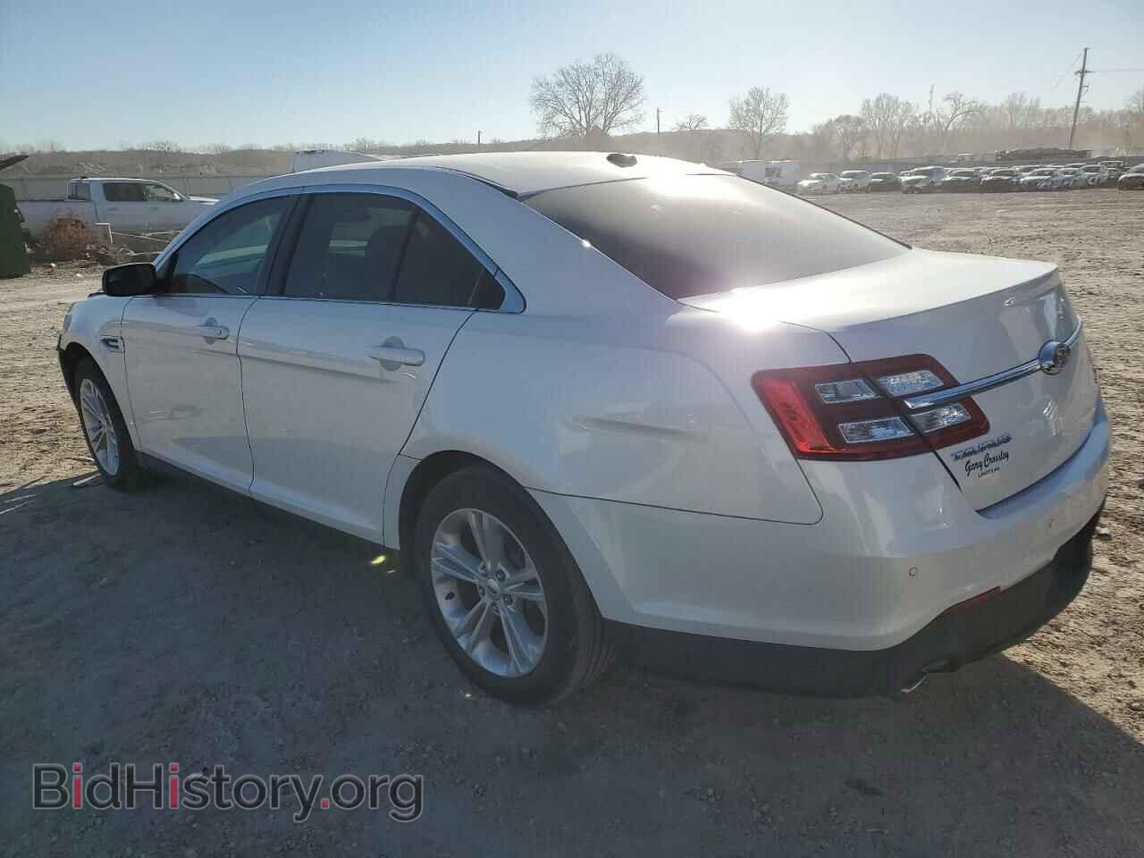 2017 FORD TAURUS - VIN: 1FAHP2E83HG114690 - Фото 2