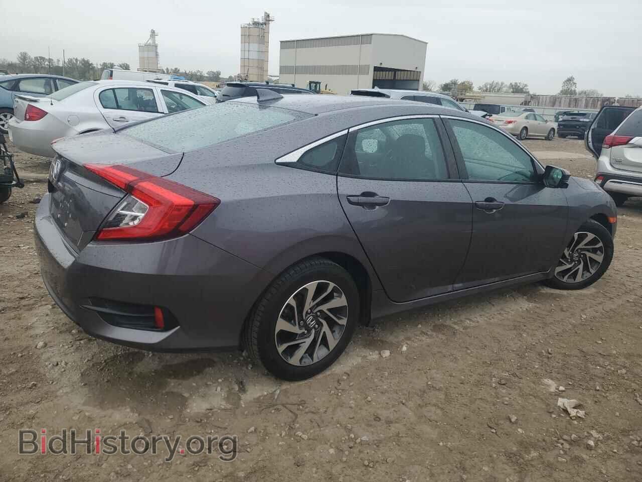 2017 HONDA CIVIC - VIN: 19XFC2F7XHE078192 - Фото 3