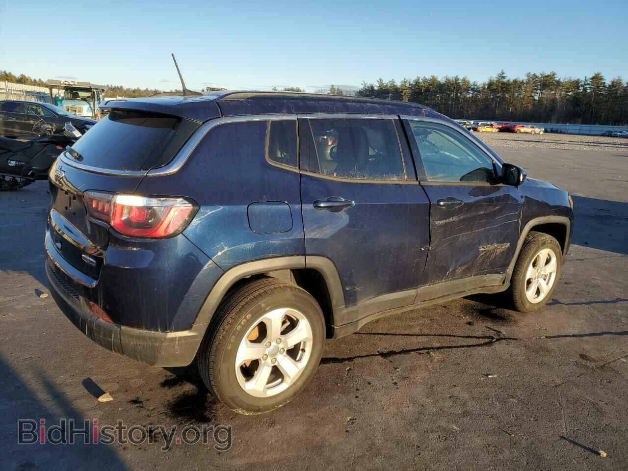 2019 JEEP COMPASS - VIN: 3C4NJDBB7KT678873 - Фото 3