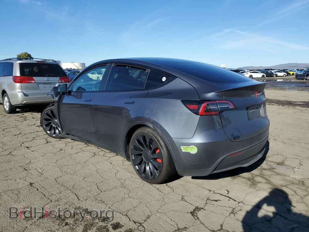2023 TESLA MODEL Y - VIN: 7SAYGDEF8PF682806 - Фото 2