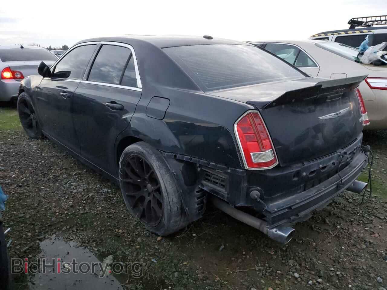 2013 CHRYSLER 300 - VIN: 2C3CCAFJ5DH666237 - Фото 2