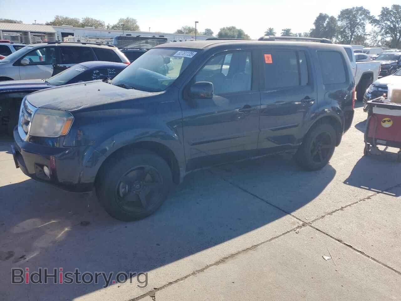 Photo 5FNYF3H7XBB048873 - HONDA PILOT 2011