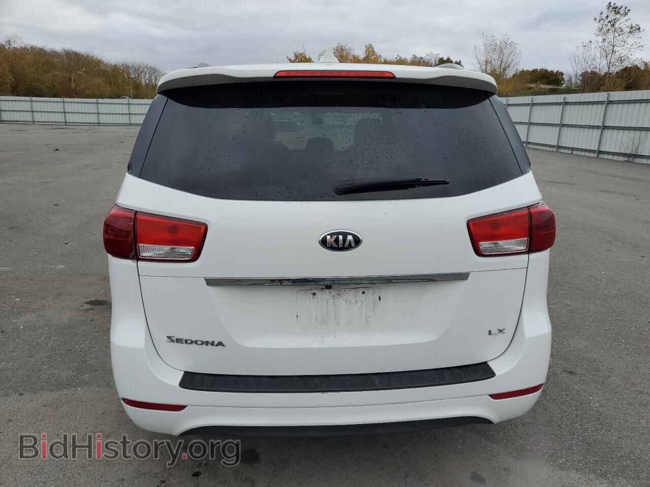 2015 KIA All Models - VIN: KNDMB5C15F6070421 - Фото 6