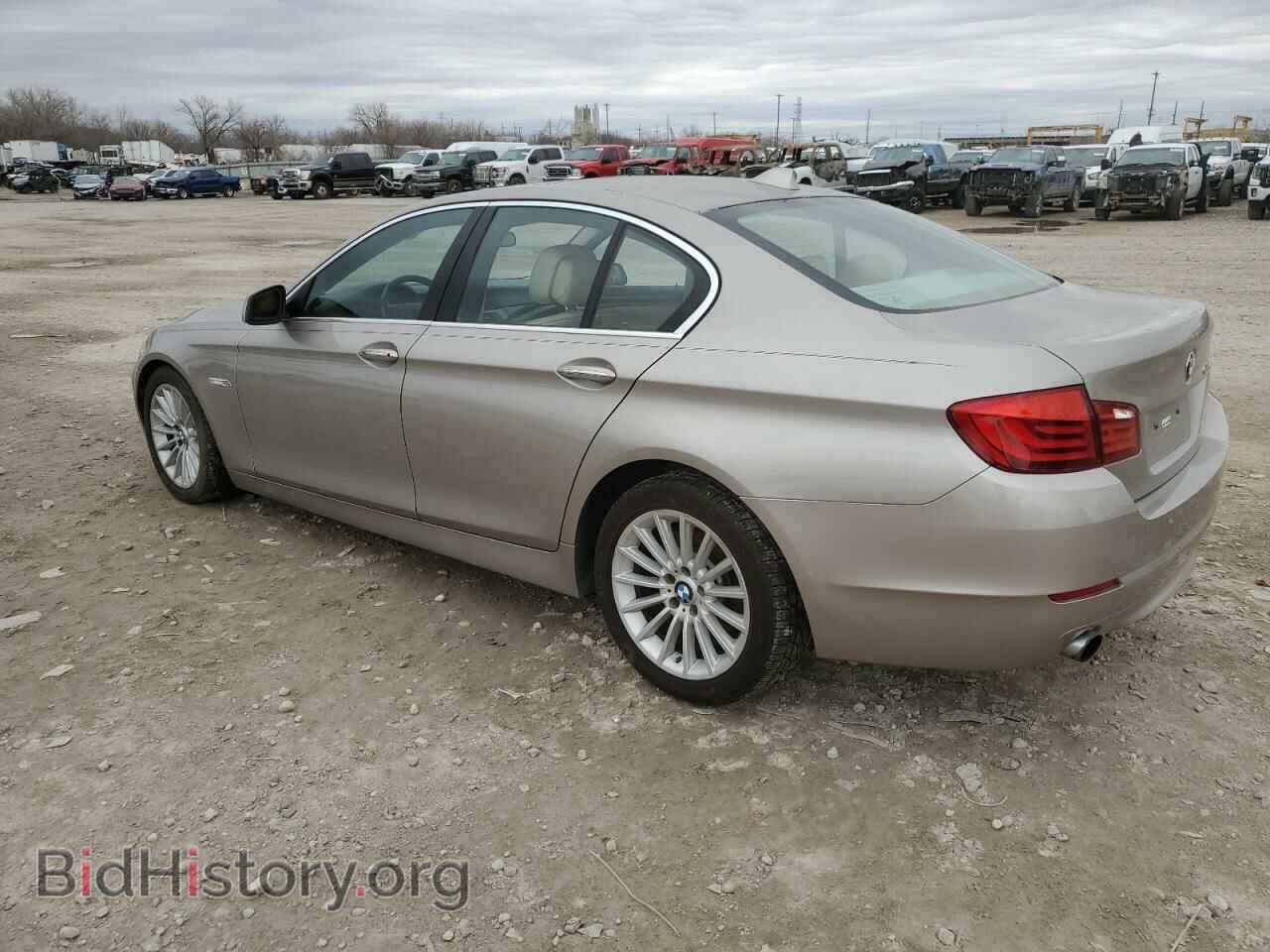 2011 BMW 5 SERIES - VIN: WBAFR7C55BC604478 - Фото 2