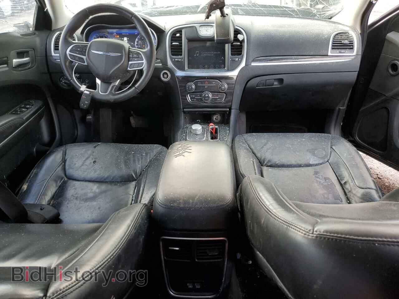 2017 CHRYSLER 300 - VIN: 2C3CCAAG9HH538441 - Фото 8