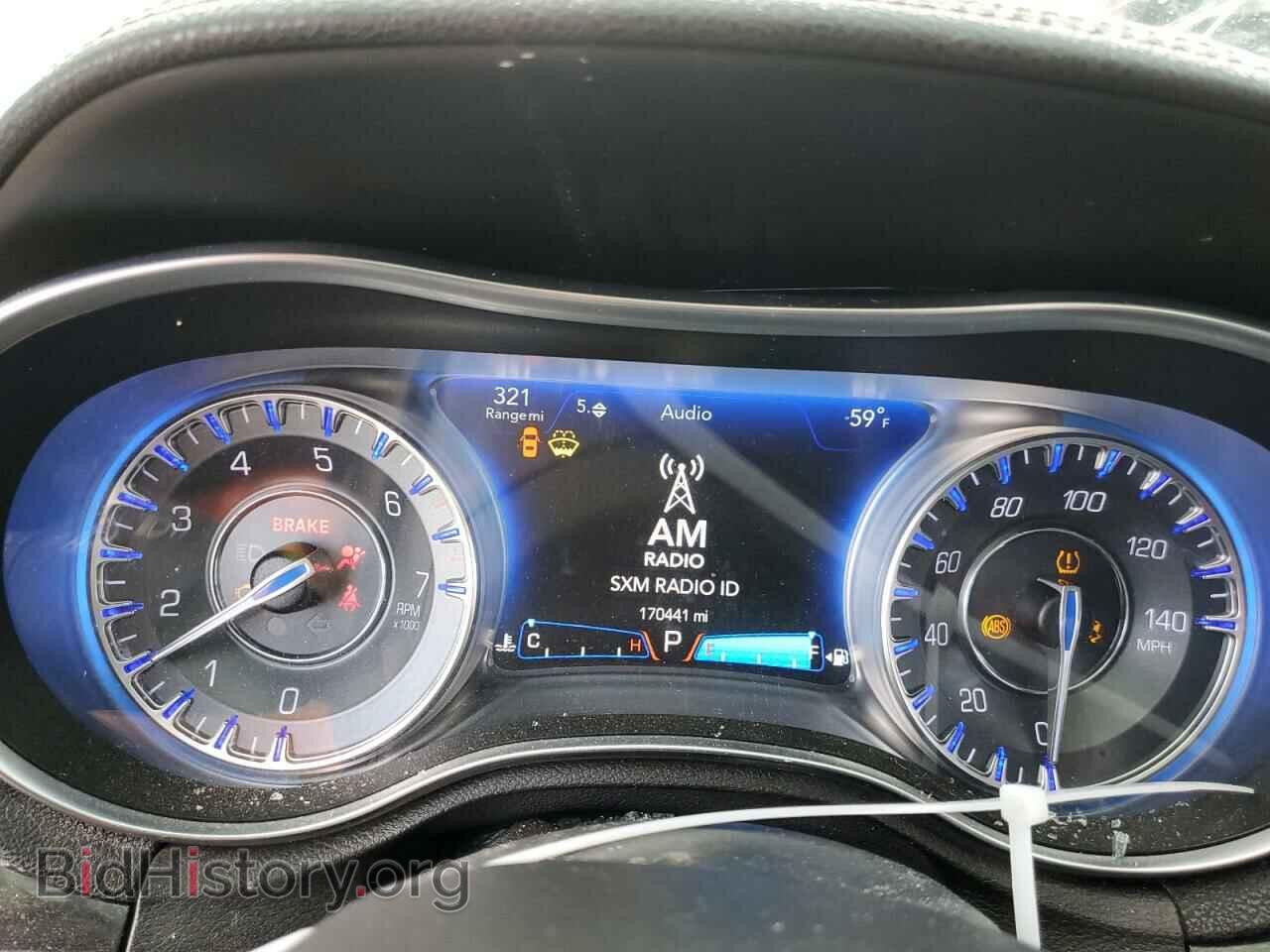 2017 CHRYSLER 300 - VIN: 2C3CCAAG9HH538441 - Фото 9