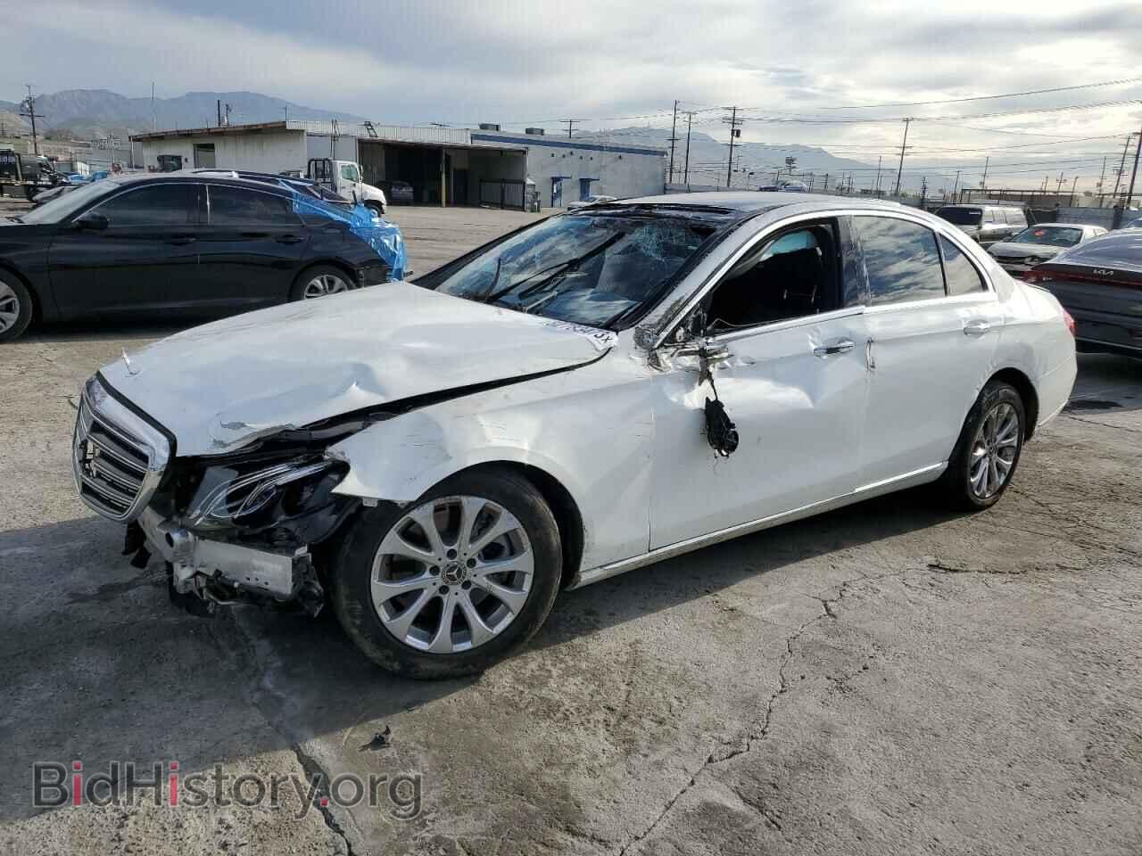 Фотография WDDZF4JB4KA524283 - MERCEDES-BENZ E-CLASS 2019