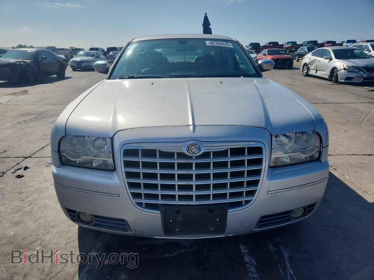 2010 CHRYSLER 300 - VIN: 2C3CA5CV4AH225425 - Фото 5