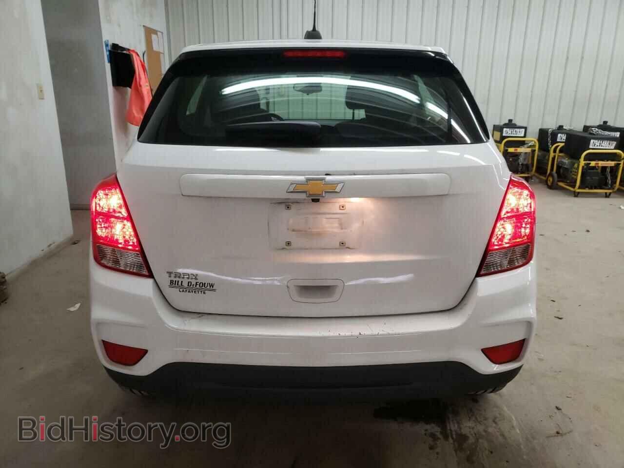 2017 CHEVROLET TRAX - VIN: 3GNCJKSB4HL266339 - Фото 6