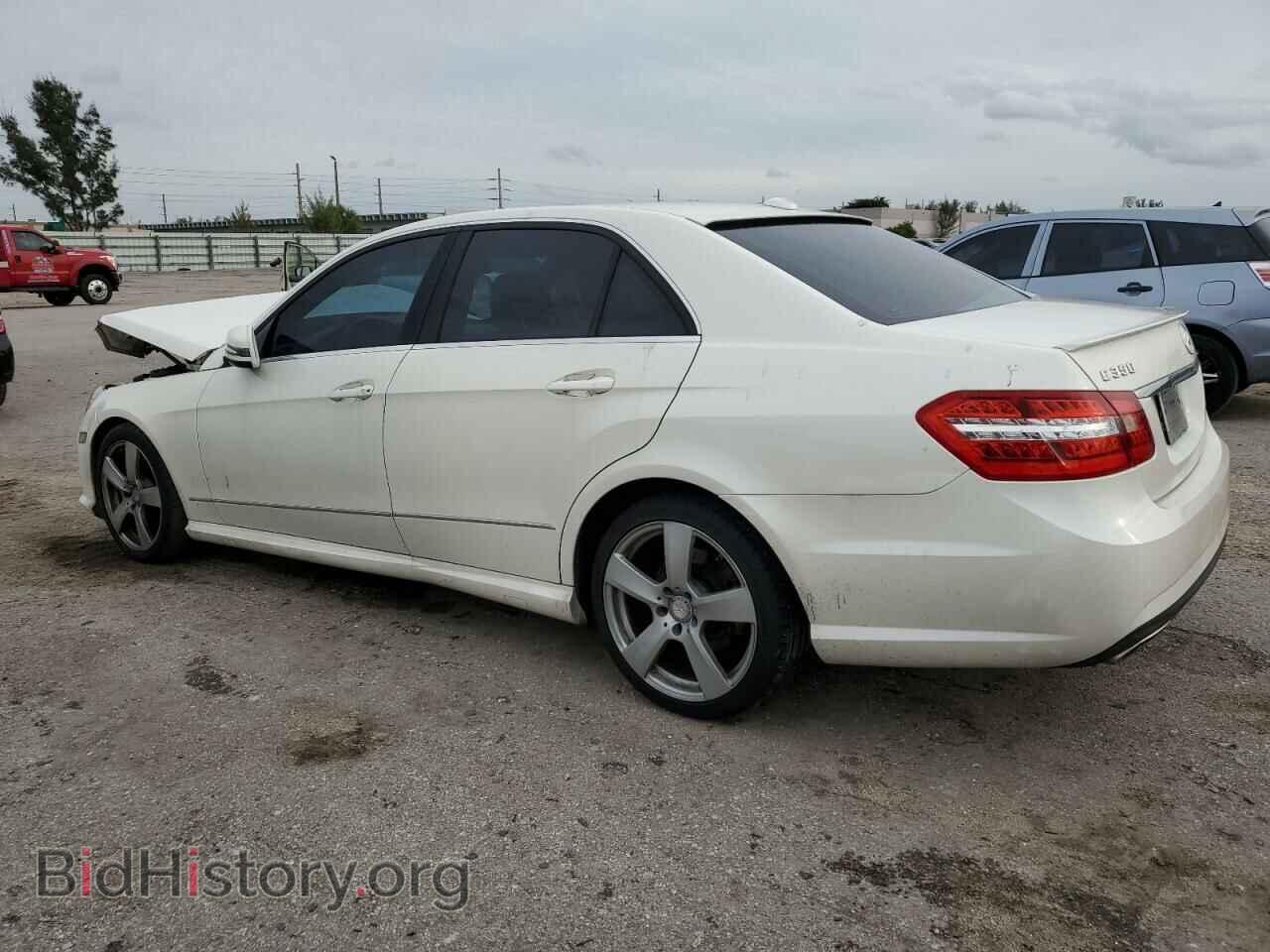 2011 MERCEDES-BENZ E-CLASS - VIN: WDDHF5GB5BA376475 - Фото 2