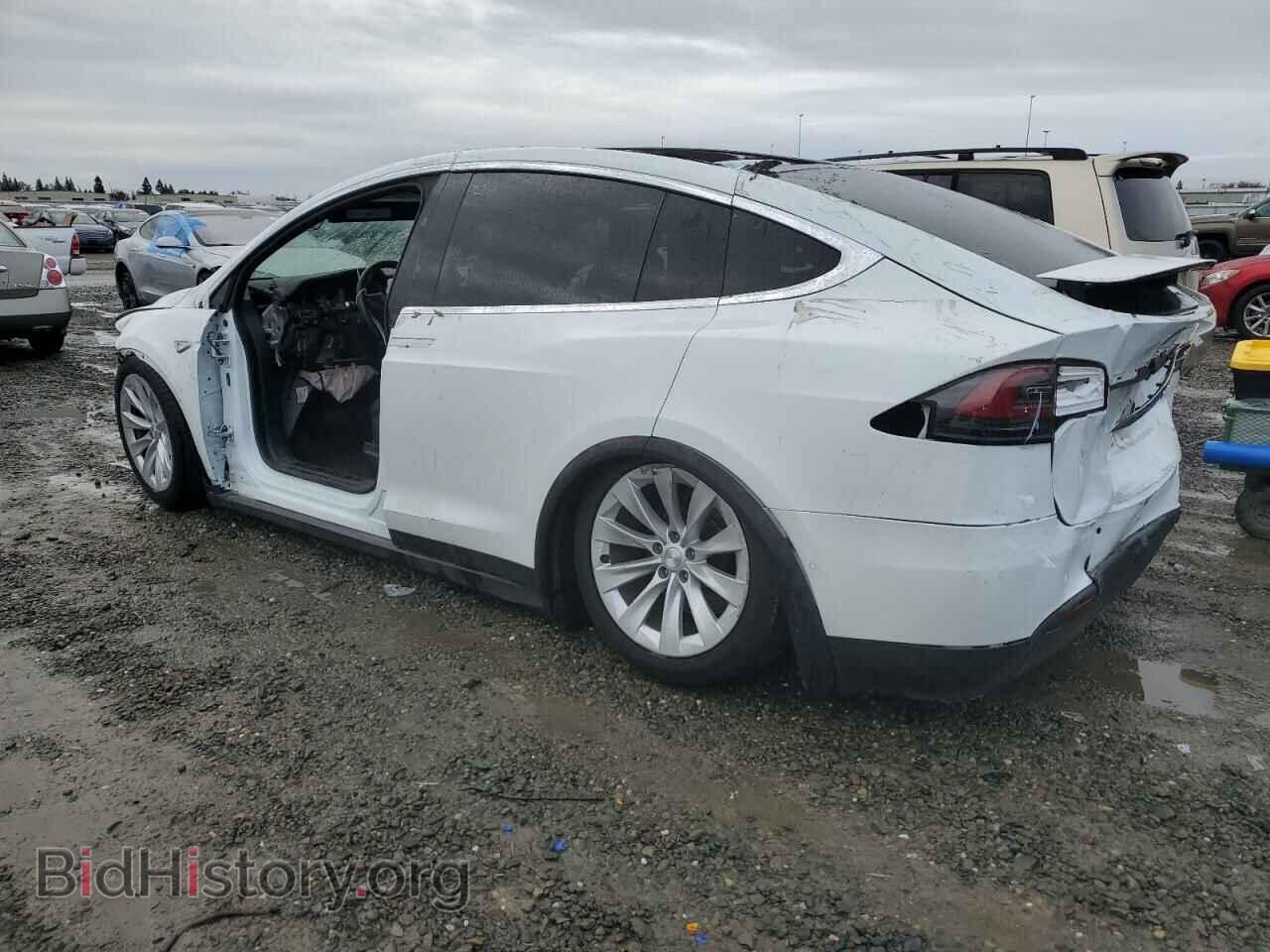 2020 TESLA MODEL X - VIN: 5YJXCDE29LF237311 - Photo 2