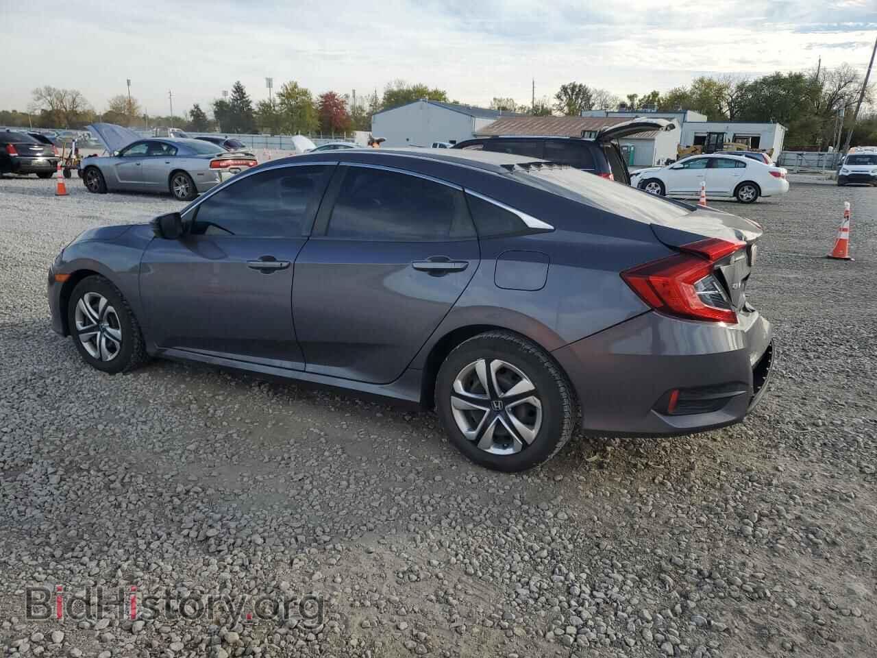 2018 HONDA CIVIC - VIN: 2HGFC2E57JH563370 - Фото 2