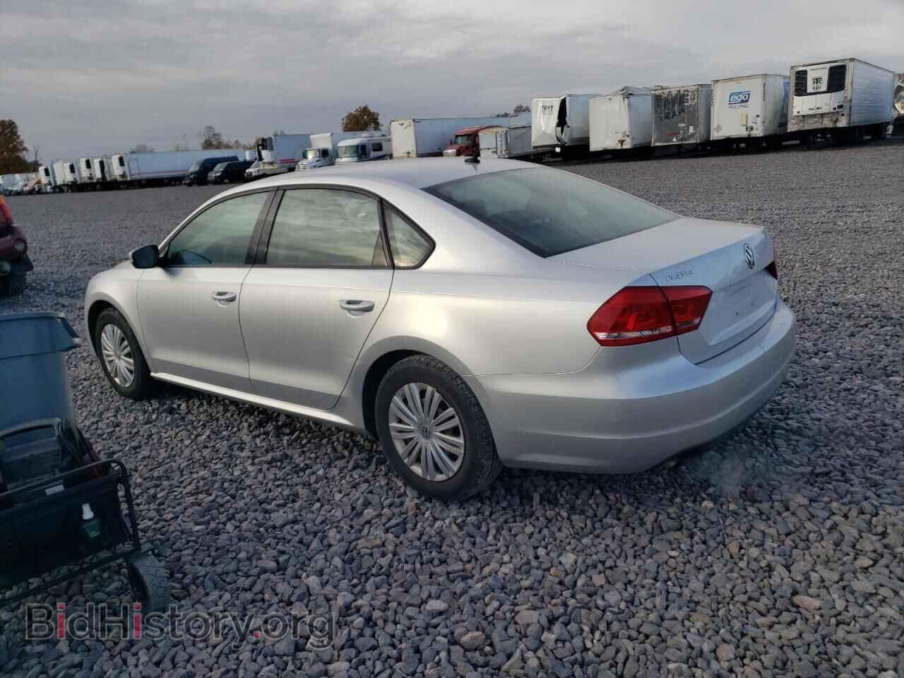 2015 VOLKSWAGEN PASSAT - VIN: 1VWAT7A37FC077014 - Фото 2
