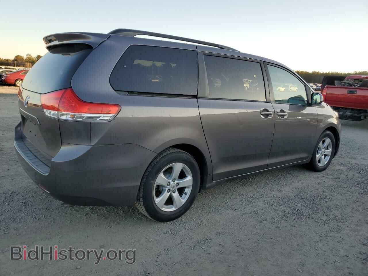 2011 TOYOTA All Models - VIN: 5TDKK3DC9BS033040 - Фото 3