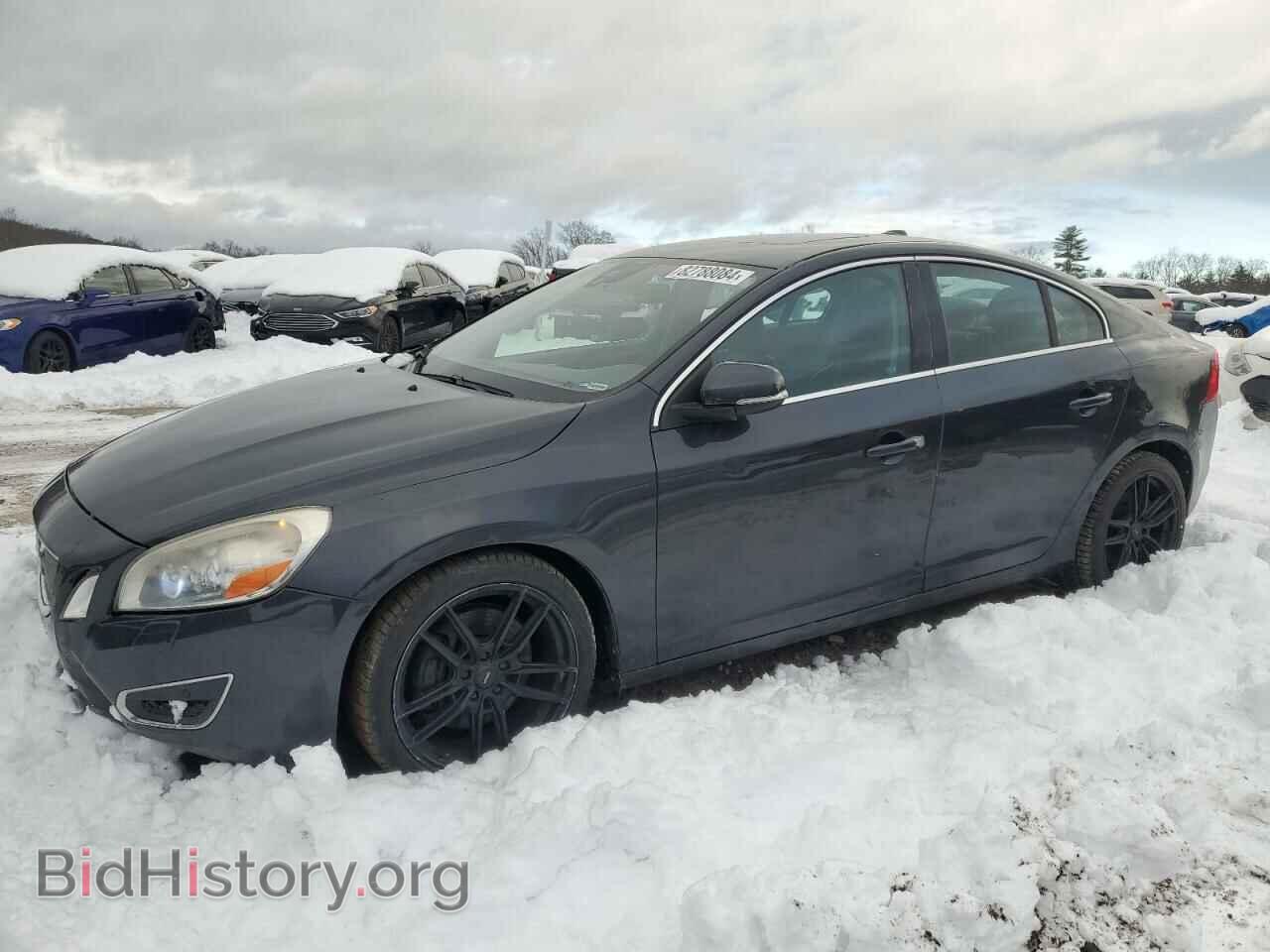 Фотография YV1902FHXD2183444 - VOLVO S60 2013
