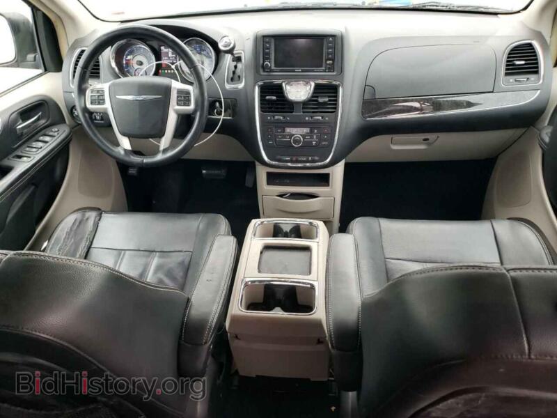 2014 Chrysler MINIVAN (VIN 2C4RC1BG2ER394614) — photo 8 of 13