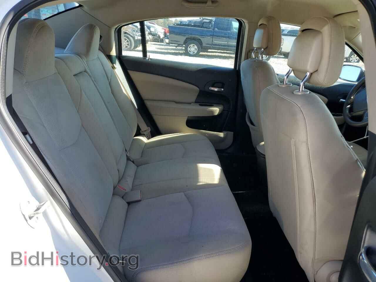 2011 CHRYSLER 200 - VIN: 1C3BC4FG5BN547500 - Фото 10