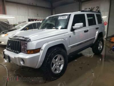 2008 Jeep COMMANDER Overland, серебристый — VIN 1J8HG68278C146082, Copart