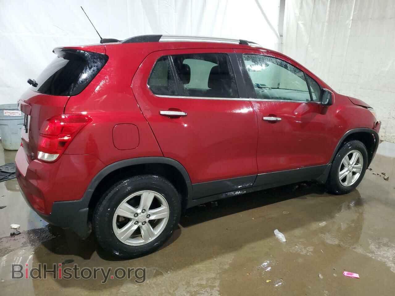 2018 CHEVROLET TRAX - VIN: 3GNCJPSB8JL351235 - Фото 3