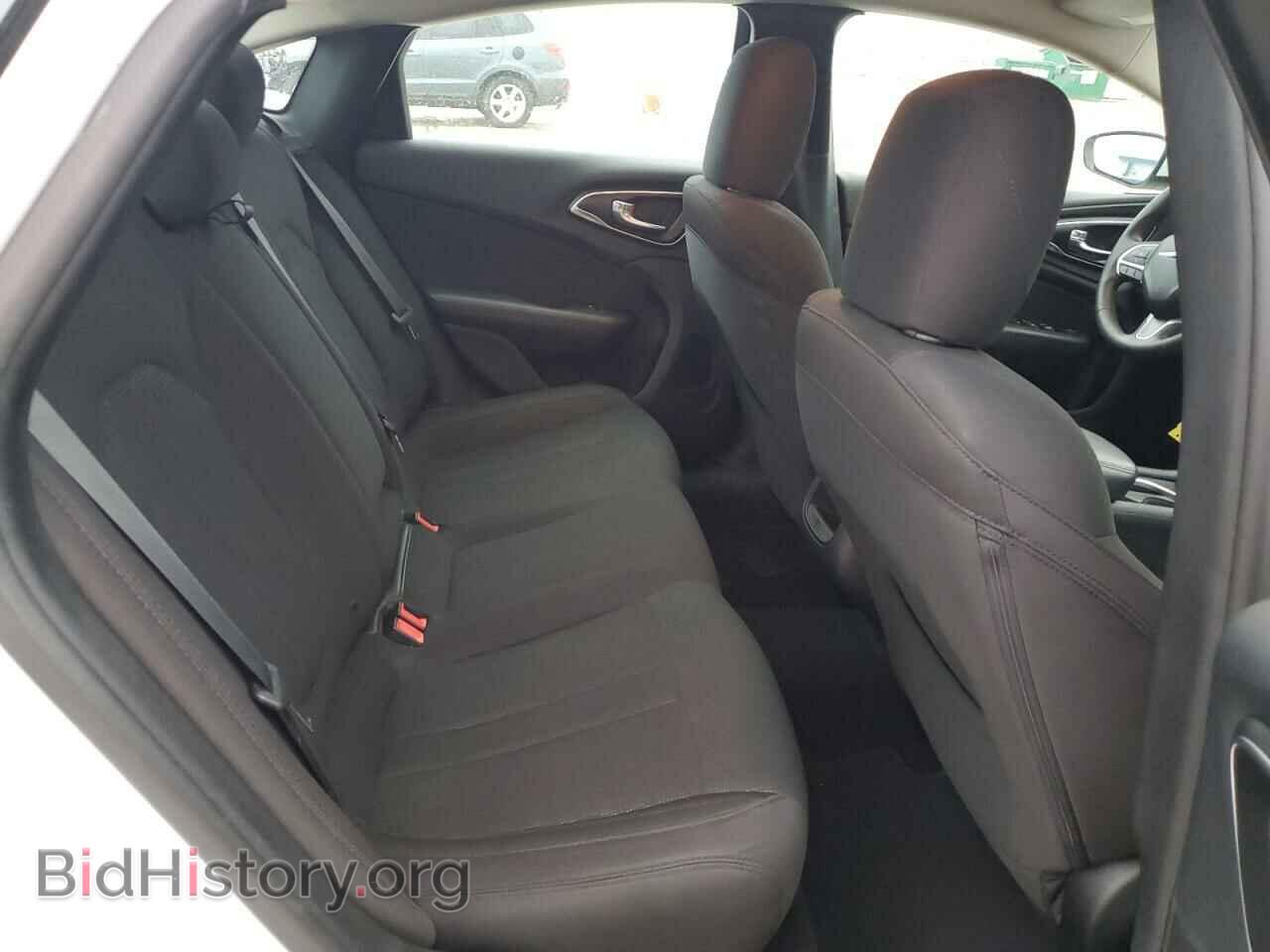 2016 CHRYSLER 200 - VIN: 1C3CCCAB4GN146702 - Фото 10