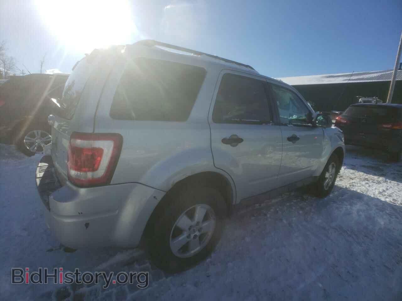 2009 FORD ESCAPE - VIN: 1FMCU03G49KB20794 - Фото 3