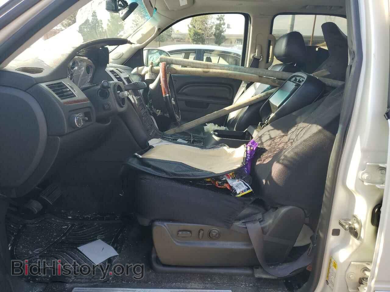 2011 CADILLAC ESCALADE - VIN: 1GYS4CEF4BR287461 - Фото 7