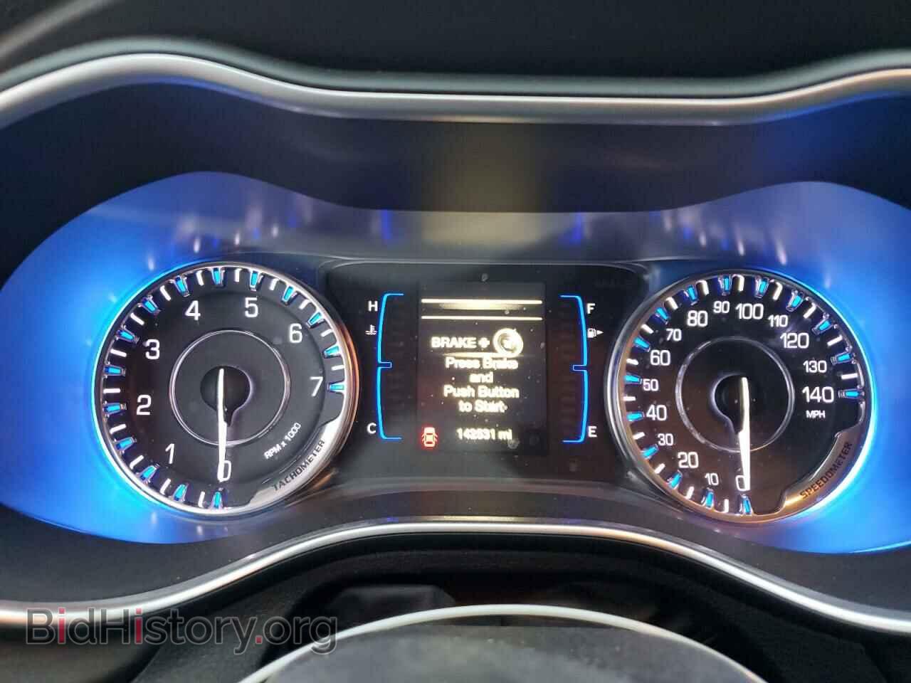 2016 CHRYSLER 200 - VIN: 1C3CCCAB4GN108239 - Фото 9