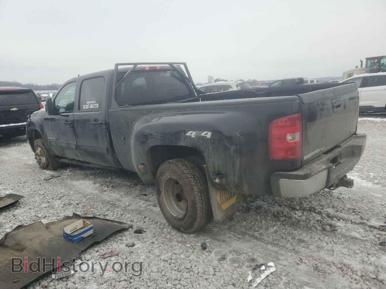 2014 GMC SIERRA - VIN: 1GT424C86EF150073 - Photo 2