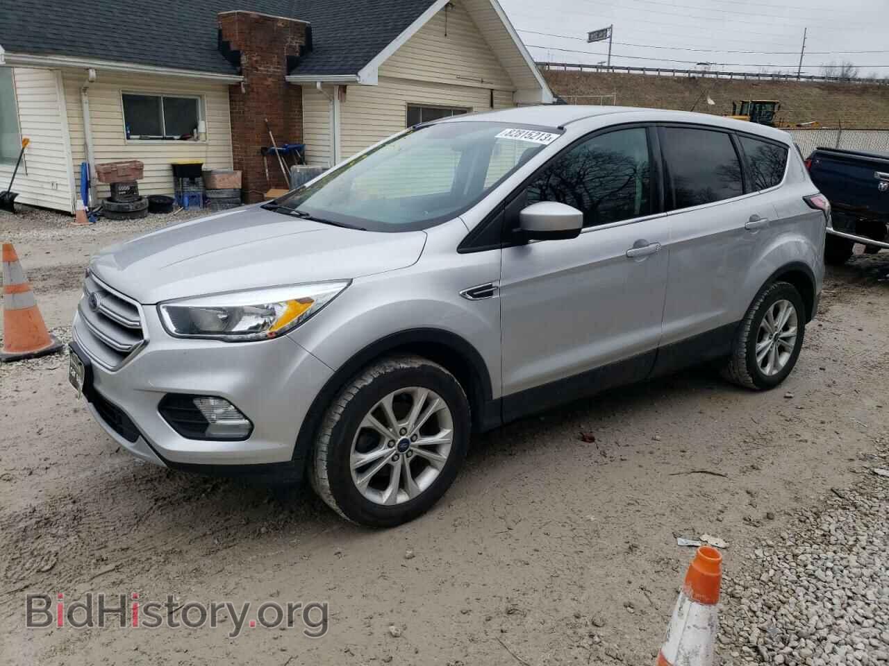 Фотография 1FMCU0GD1HUB82401 - FORD ESCAPE 2017