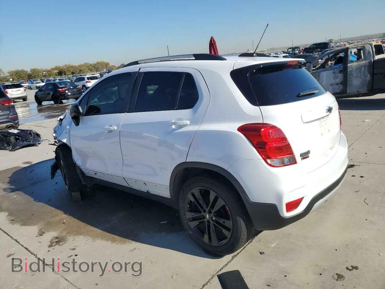 2020 CHEVROLET TRAX - VIN: 3GNCJLSB6LL320366 - Фото 2