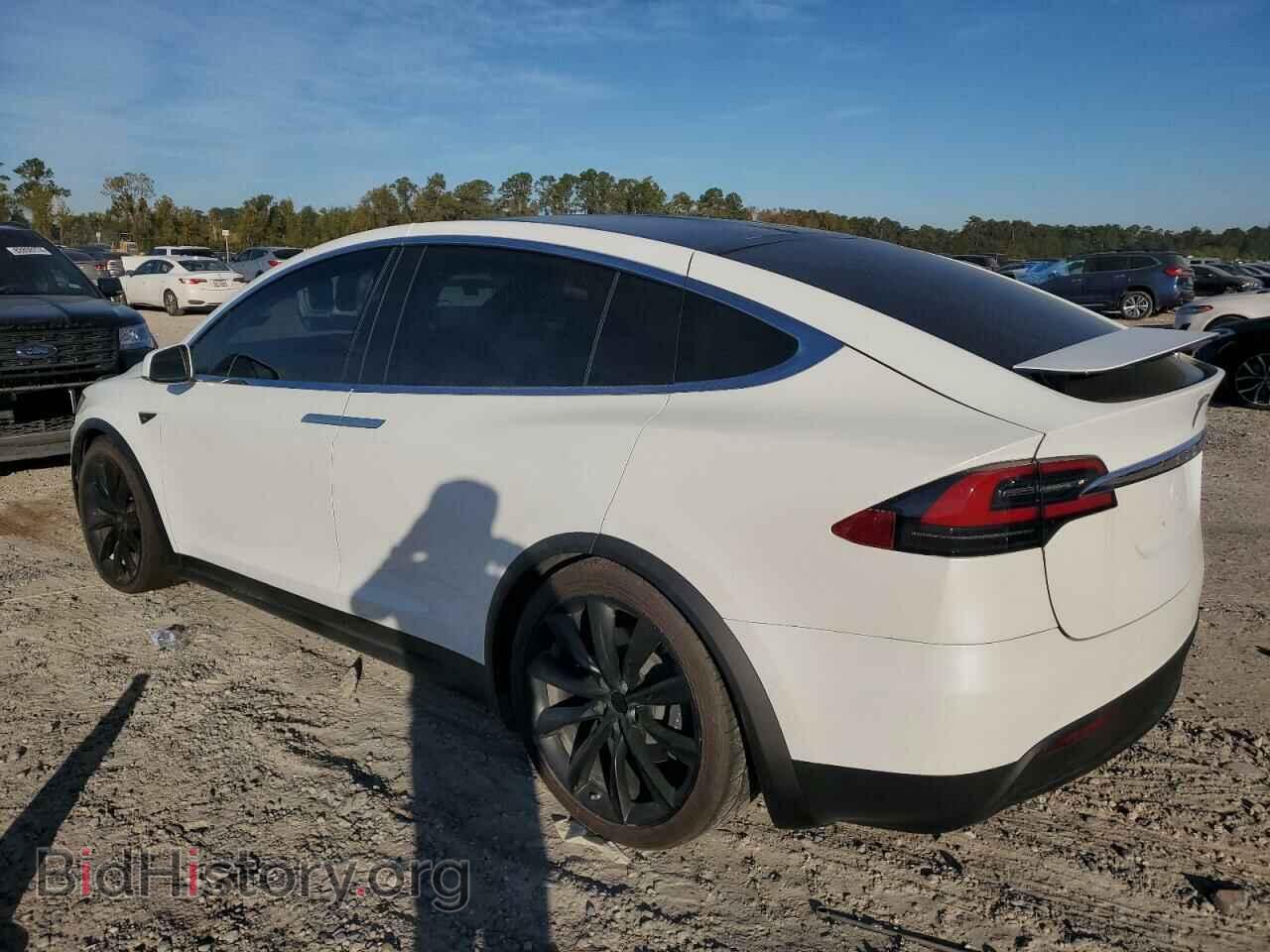 2018 TESLA MODEL X - VIN: 5YJXCAE26JF113041 - Фото 2