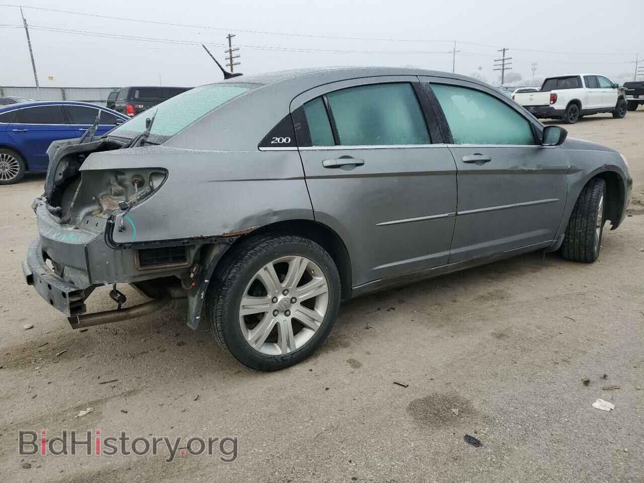 2013 CHRYSLER 200 - VIN: 1C3CCBBB4DN639784 - Фото 3
