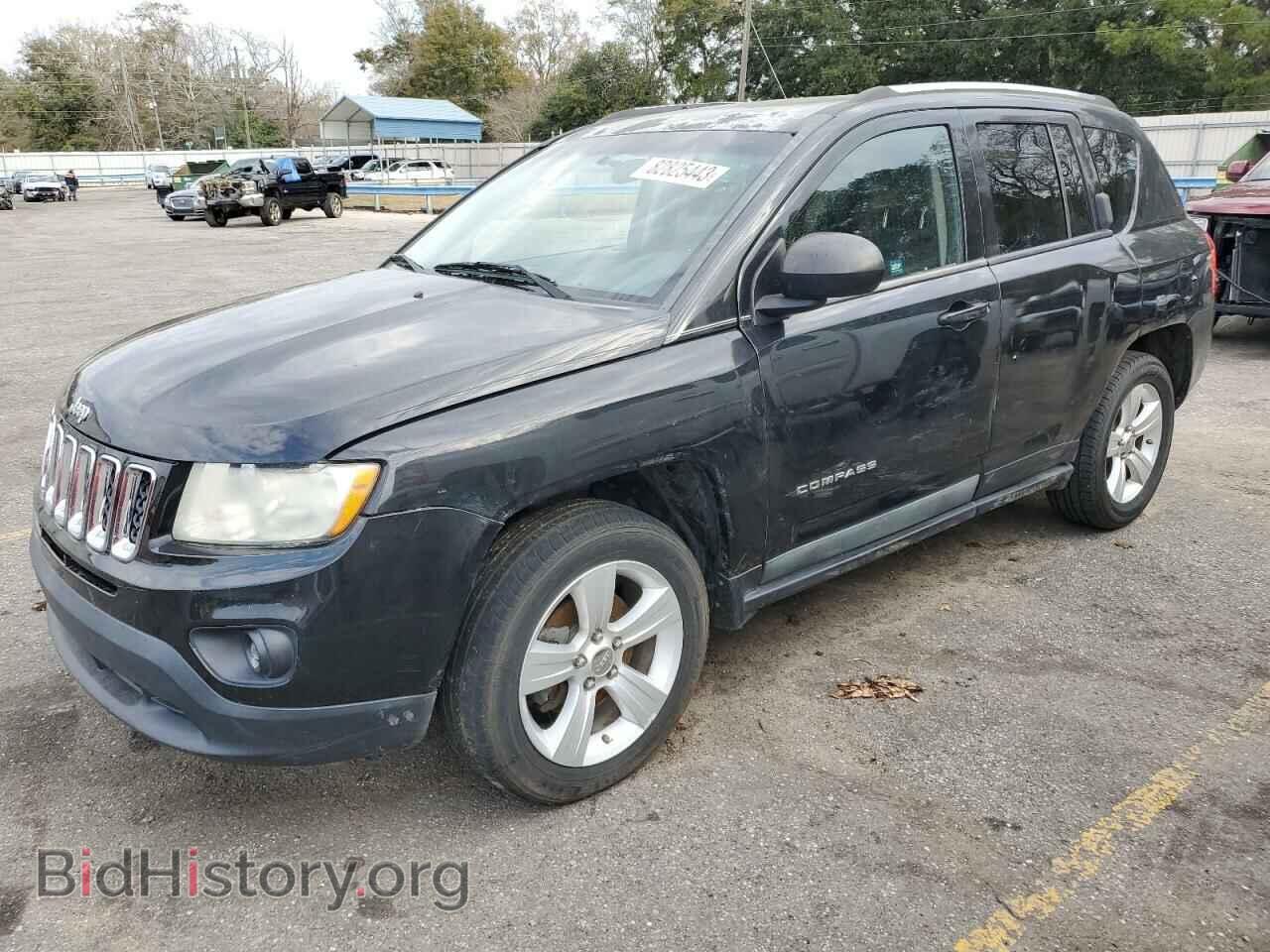 Photo 1J4NT1FB3BD150802 - JEEP COMPASS 2011