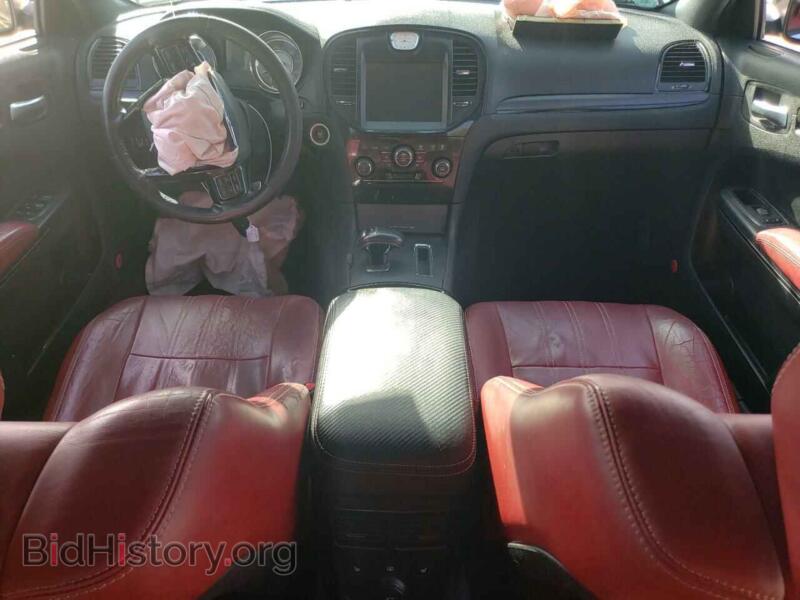 2013 Chrysler 300 (VIN 2C3CCABG8DH717028) — photo 8 of 12