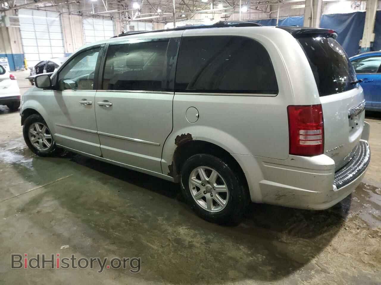 2010 CHRYSLER MINIVAN - VIN: 2A4RR5D13AR351984 - Фото 2