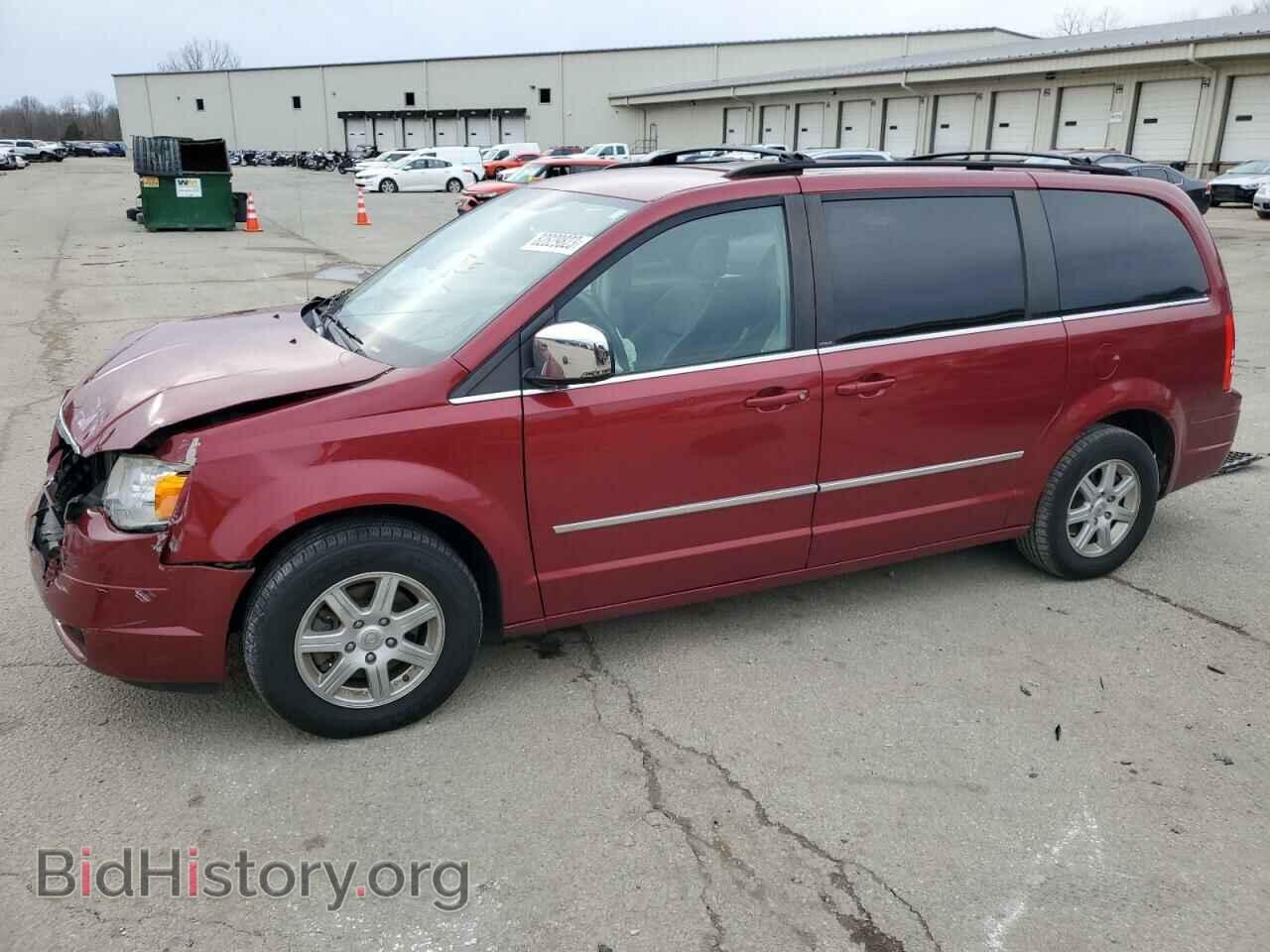 Photo 2A4RR8DX7AR423596 - CHRYSLER MINIVAN 2010