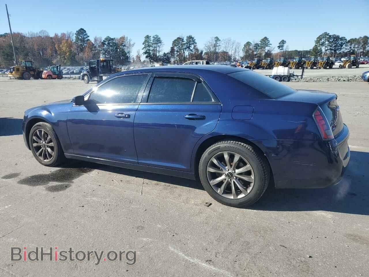 2014 CHRYSLER 300 - VIN: 2C3CCAGG7EH229263 - Фото 2